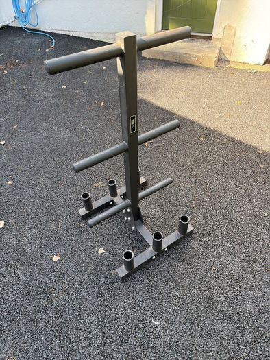 Gym storage stand