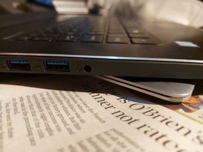 Acer Aspire R14, in excellent cosmetic condition, for parts or repair, No SSD or RAM, everything else is good