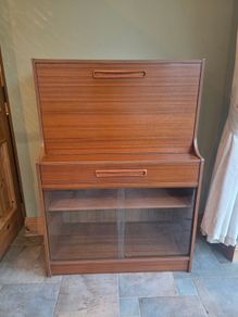 Mid Century bureau