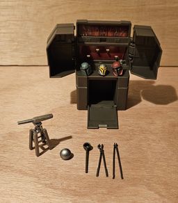 Star Wars The Mandalorian Forge Accessories 3.75 " Scale As New Out Of Pack