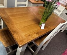 Oak Extending Dining Table Brand New