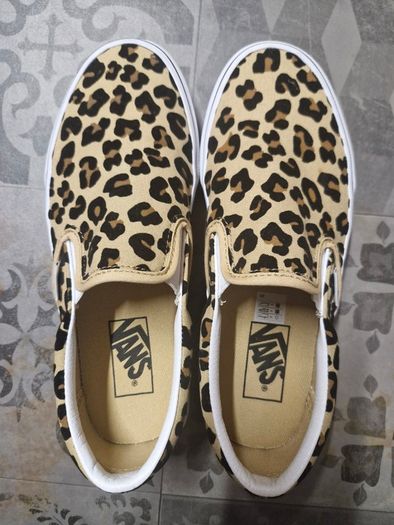 Womens leopard print Vans