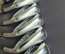 Mizuno 921 JPX Hot Metal