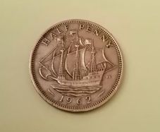 1962 Elizabeth II UK Half Penny