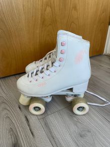Roller blades