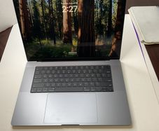 MacBook Pro M1 - 16" - 1TB