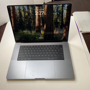 MacBook Pro M1 - 16" - 1TB