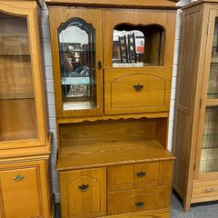 Oak Dresser & Hutch