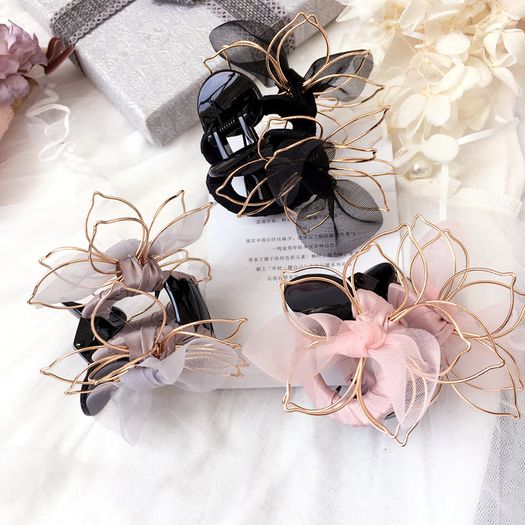 Handmade Exquisite Flower Hair Claw