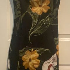 Ladies Quiz dress size 10 BNWT
