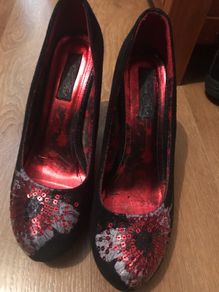 iron fist shoes size 7