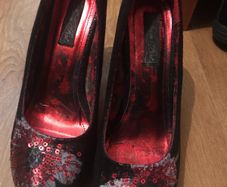 iron fist shoes size 7