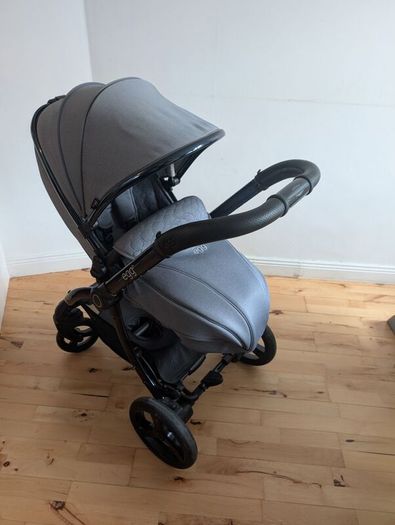 Egg Stroller & Bassinet
