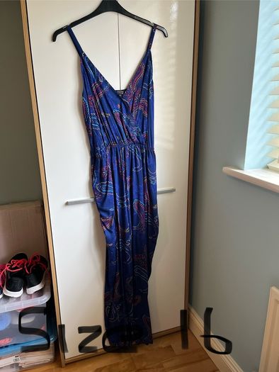 Ladies Dresses