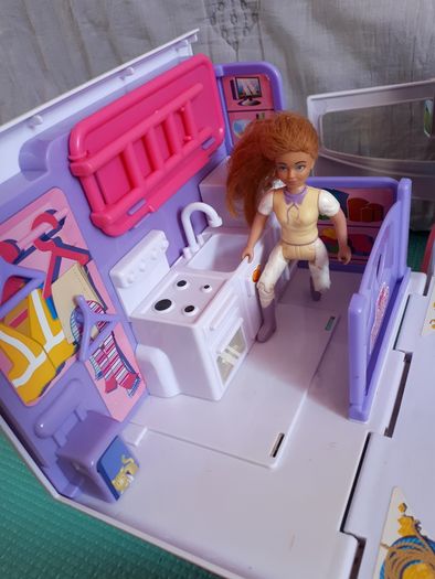 Pony Show Camper Van
