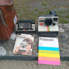 polaroid camera