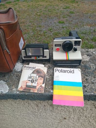 polaroid camera
