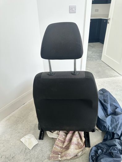 Volkswagen Caddy Mk4 Trendline Seats