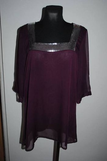 Wardrobe wine top with sequins perfect condition size UK14/16 EUR42/44 Postage included