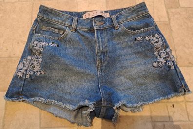 Denim shorts with embroidery size 8