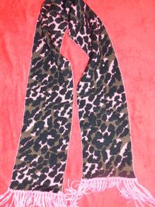 Steve Madden beautiful large, long scarf as new