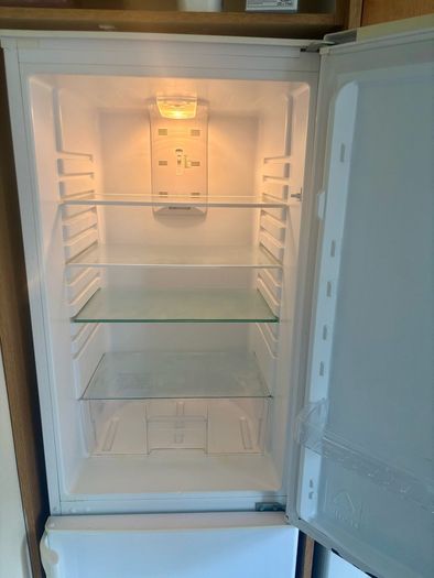 zanussi fridge/freezer