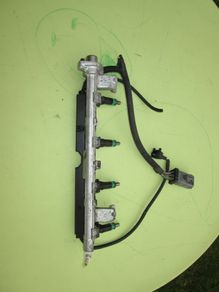 Ford Focus MK2 Injectors Rail 1.4 Petrol