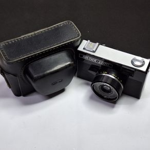 BelOMO Vilia-Avto Soviet 35mm Film Camera - Vintage USSR Camera