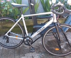 triban Road bike  never been used