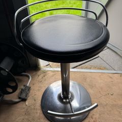 Revolving stool