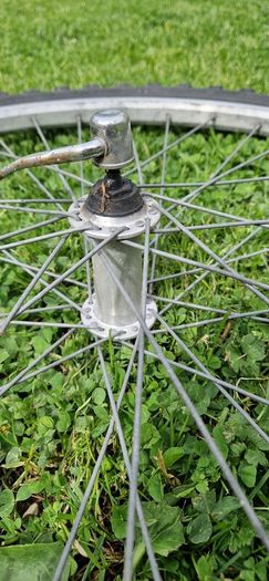 26" wheels (6 speed cassette)