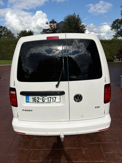 Volkswagen Caddy Highline 2.0 Tdi 102hp