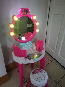 Barbie Vanity Table