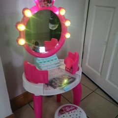 Barbie Vanity Table