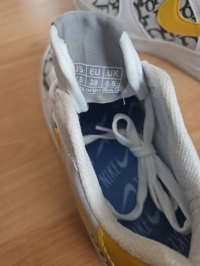 girls trainers