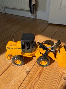 Bruder 1:16 Road Loader FR 130