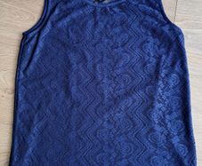 NEW Size S Top women
