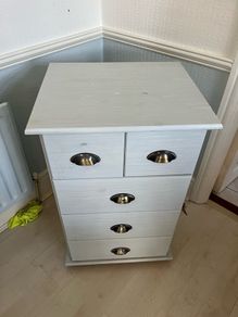2 x blue storage units