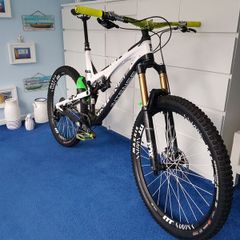 Full Carbon XL Full Suspension Enduro Intense Tracer Bike in spotless condition