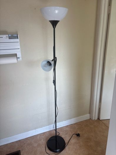 Floor lamp