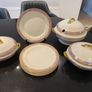 Reduced Bundle  of three IMPERIAL. porcelain WEDGWOOD Tureens and six Wedgwood plates Image 7