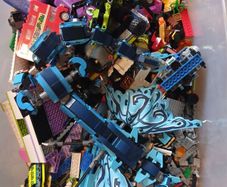 approx 9kg of lego