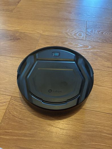 Robotic vacuum