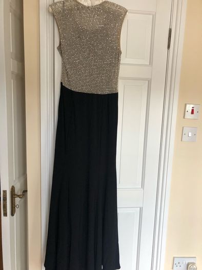 Stunning Black/Silver evening/cocktail Dress
