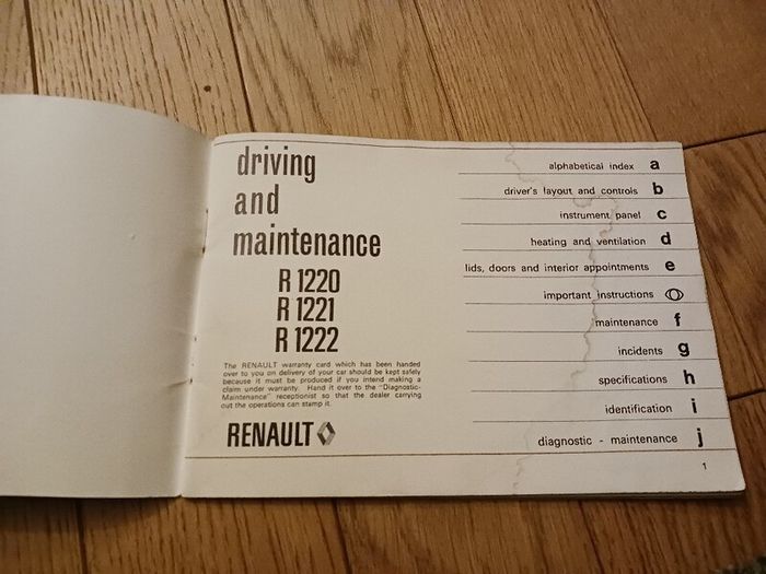 Renault 5 driving and maintenance book