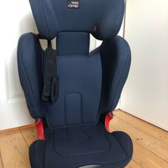Britax Romer Kidfix XP Black Series in moonlight blue colour