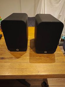 Q Acoustics 3030i