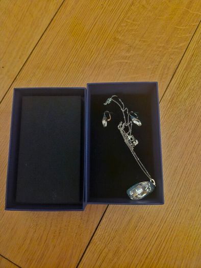 Swarovski set