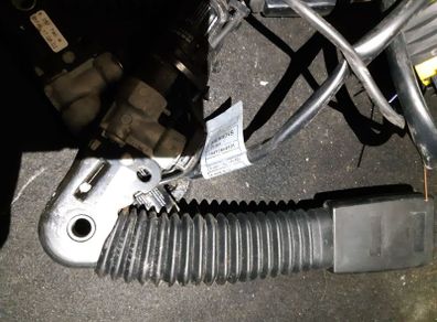 Bmw E46 seat belt Clip/pre-tensione