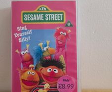 Sesame Street - Sing yourself Silly - VHS